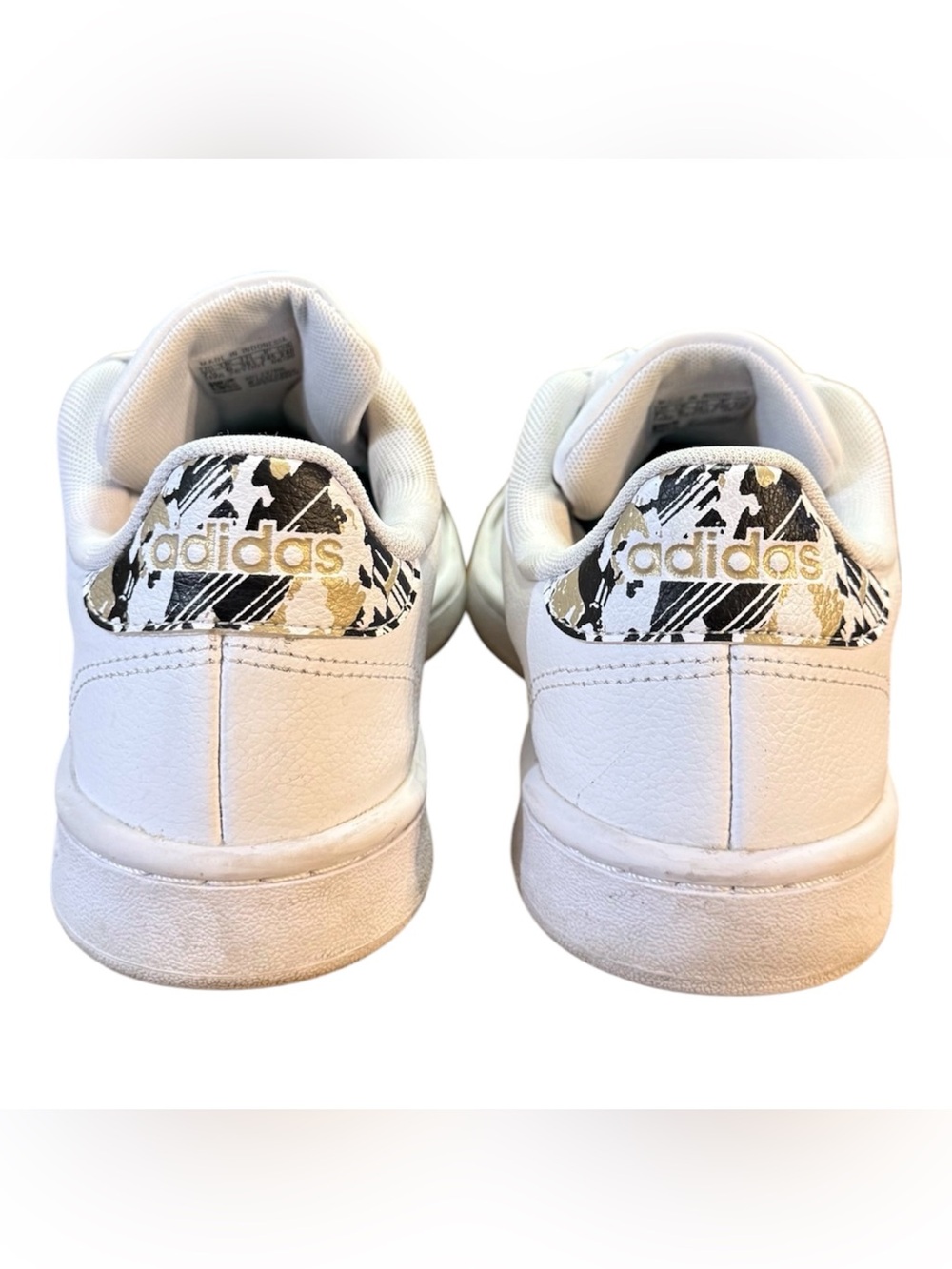 Adidas Grand Court Sneakers with Metallic/Gold-Textured 3-Stripes Women’s 7.5 - Picture 2 of 8